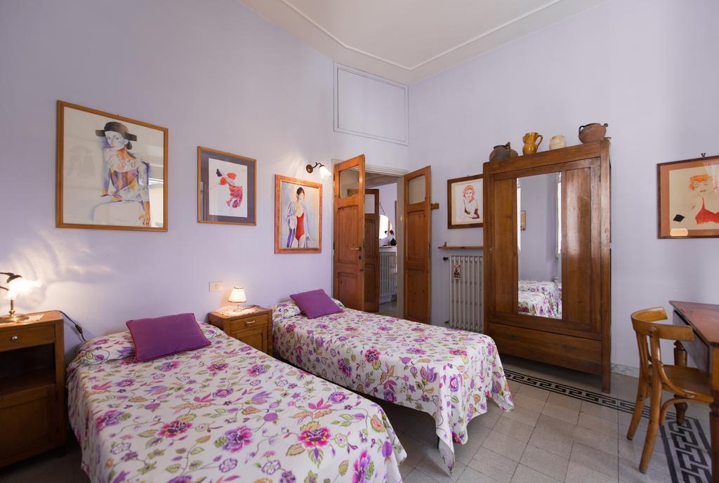 Colosseo Holiday House Rome Bagian luar foto