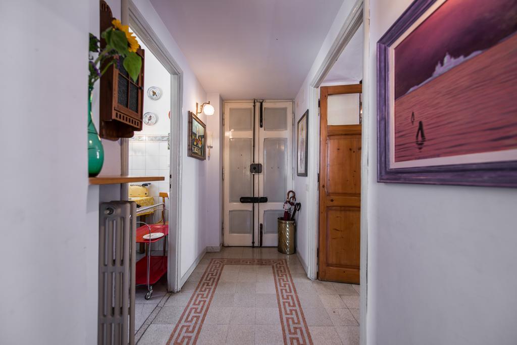 Colosseo Holiday House Rome Bagian luar foto